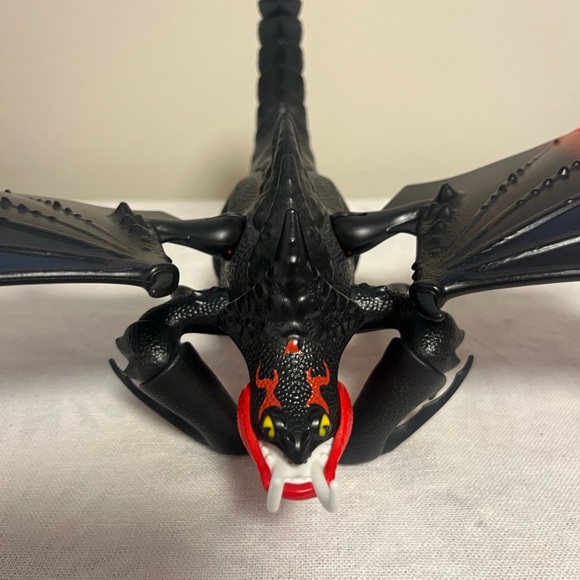 How To Train Your Dragon 3 Hidden World Deathgripper - Picture 2 of 10